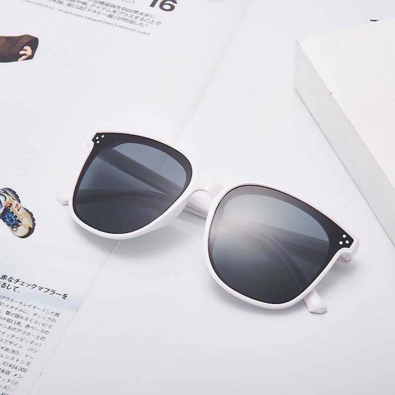 KÍNH TRẮNG THỜI TRANG 3 CHẤM VIỀN TRẮNG 155 UNISEX NAM NỮ