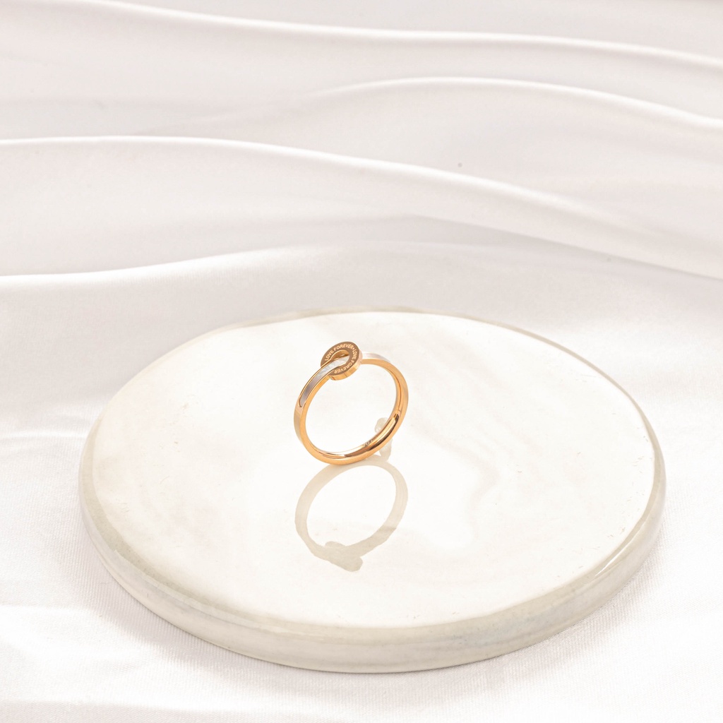 Nhẫn CDE In Love Forever Rose Gold Ring CDE8011