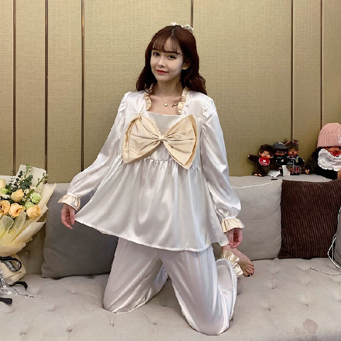Bộ Đồ Ngủ Pijama Nữ Cổ Vuông Dài Tay Thoải Mái