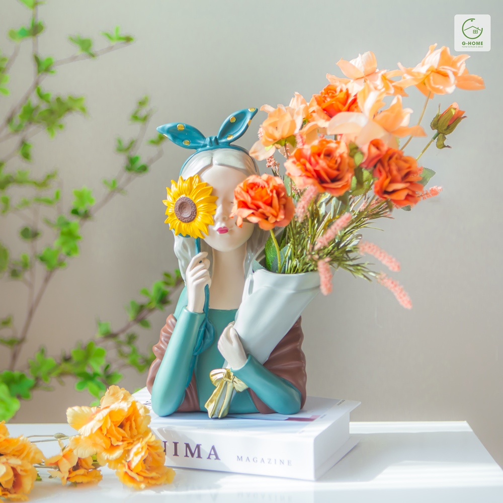 Tượng cô gái cầm hoa decor để bàn Ghome, khay đựng đồ trang sức, bình cắm hoa trang trí nhà cửa TUONGM1