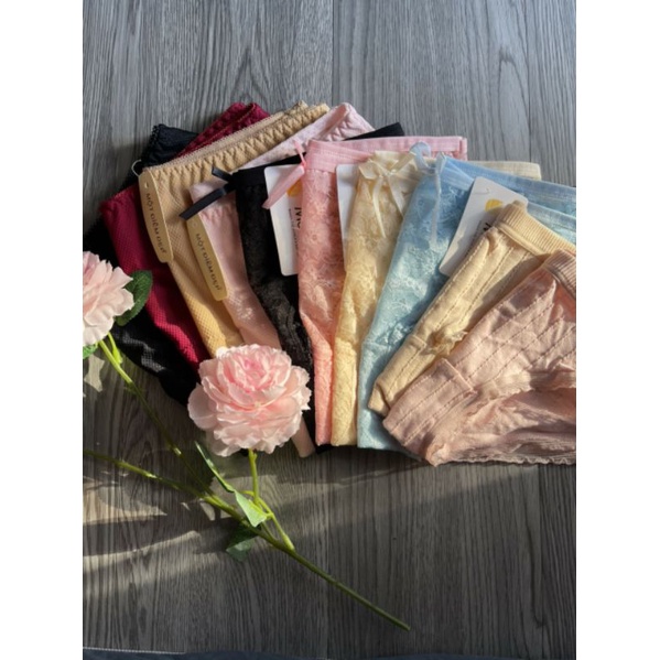 Quần Lót Nữ ⚡️HÀNG LOẠI ĐẸP ⚡️Quần Lót Nữ Cao Cấp Mềm Mát, Ôm Dáng Siêu Xinh | BigBuy360 - bigbuy360.vn