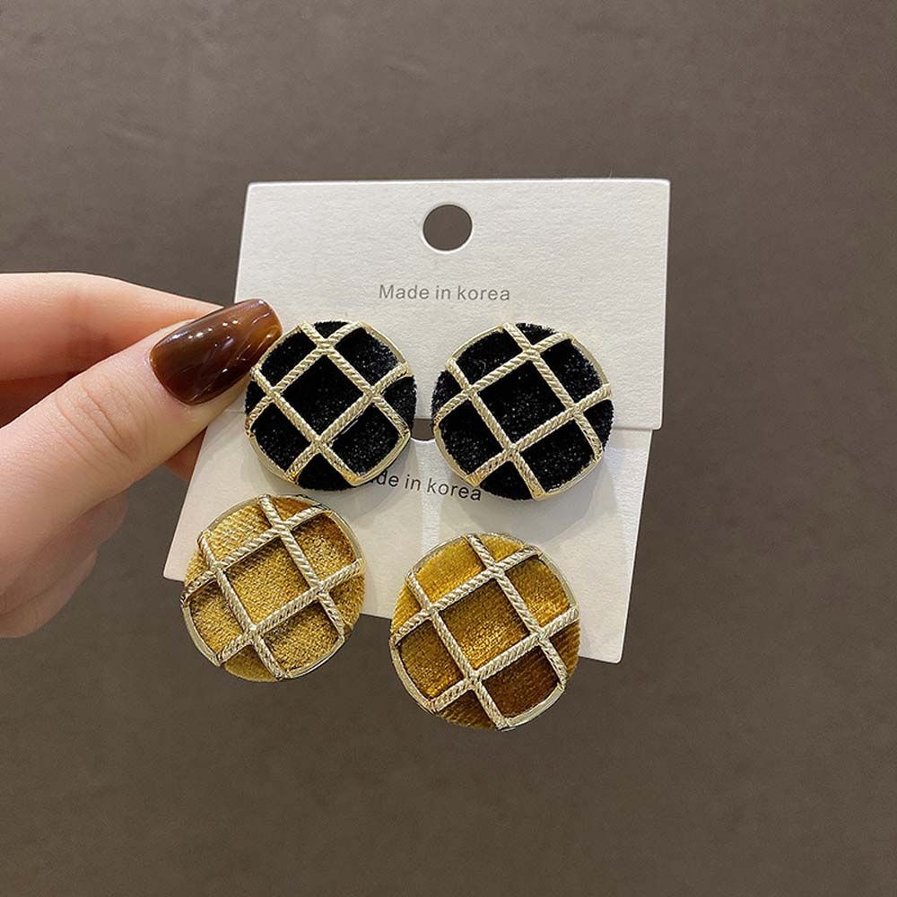 Bông tai hình tròn bằng hợp kim phối họa tiết kẻ ô phong cách Hàn Quốc cổ điển tinh tế thời trang cho nữ