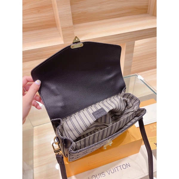 Túi xách l.v metis sz 25 chất da bò
