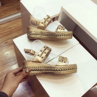 Giày đế xuồng louboutin cực đẹp