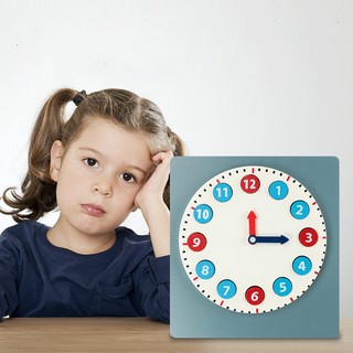 Đồng hồ giáo cụ Montessori.