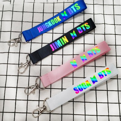 13 mẫu Móc khóa BTS BT21 TWICE RED VELVET Nametag hologram