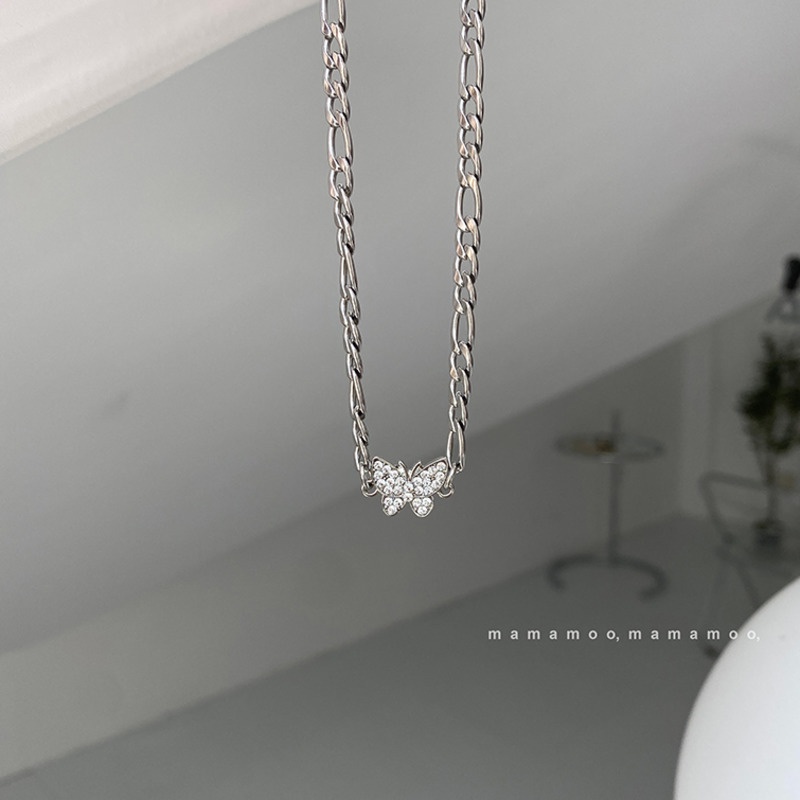 Vòng cổ mặt hình bướm đính đá thời trang Hàn Quốc cá tính