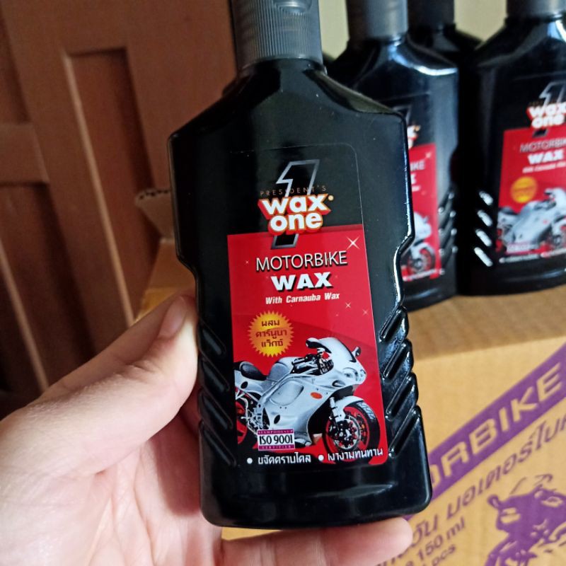 ĐÁNH BÓNG VỎ XE MÁY WAX ONE 150ML