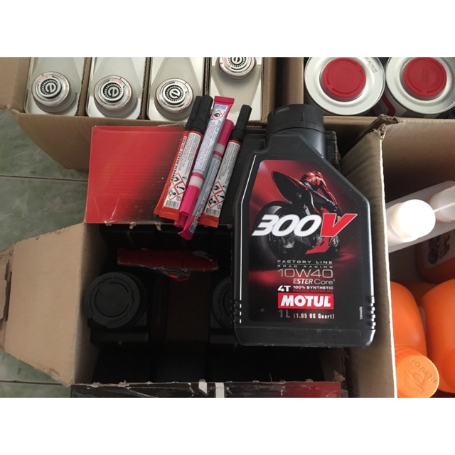 Motul 300V Pháp Tem 3 Lớp 4T 10W40 France