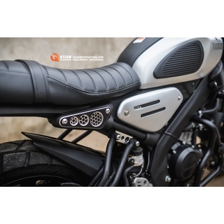 Ốp Để Chân Sau XSR155.