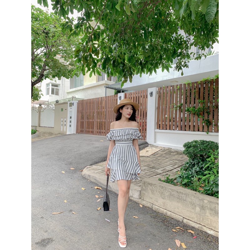 [Mã SKAMA06 giảm 8% tối đa 50K đơn 250K] Đầm KELLY - đầm trễ vai tùng bèo ♥ | BigBuy360 - bigbuy360.vn