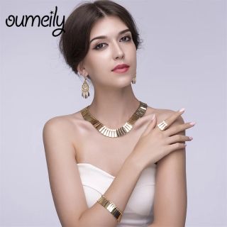 Bộ trang sức Nữ hoàng Ai cập