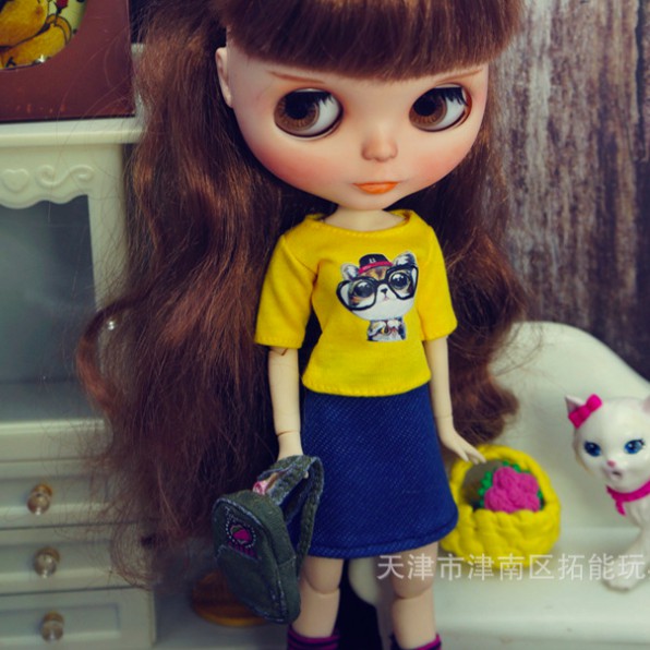 Quần áo váy cho búp bê Blythe