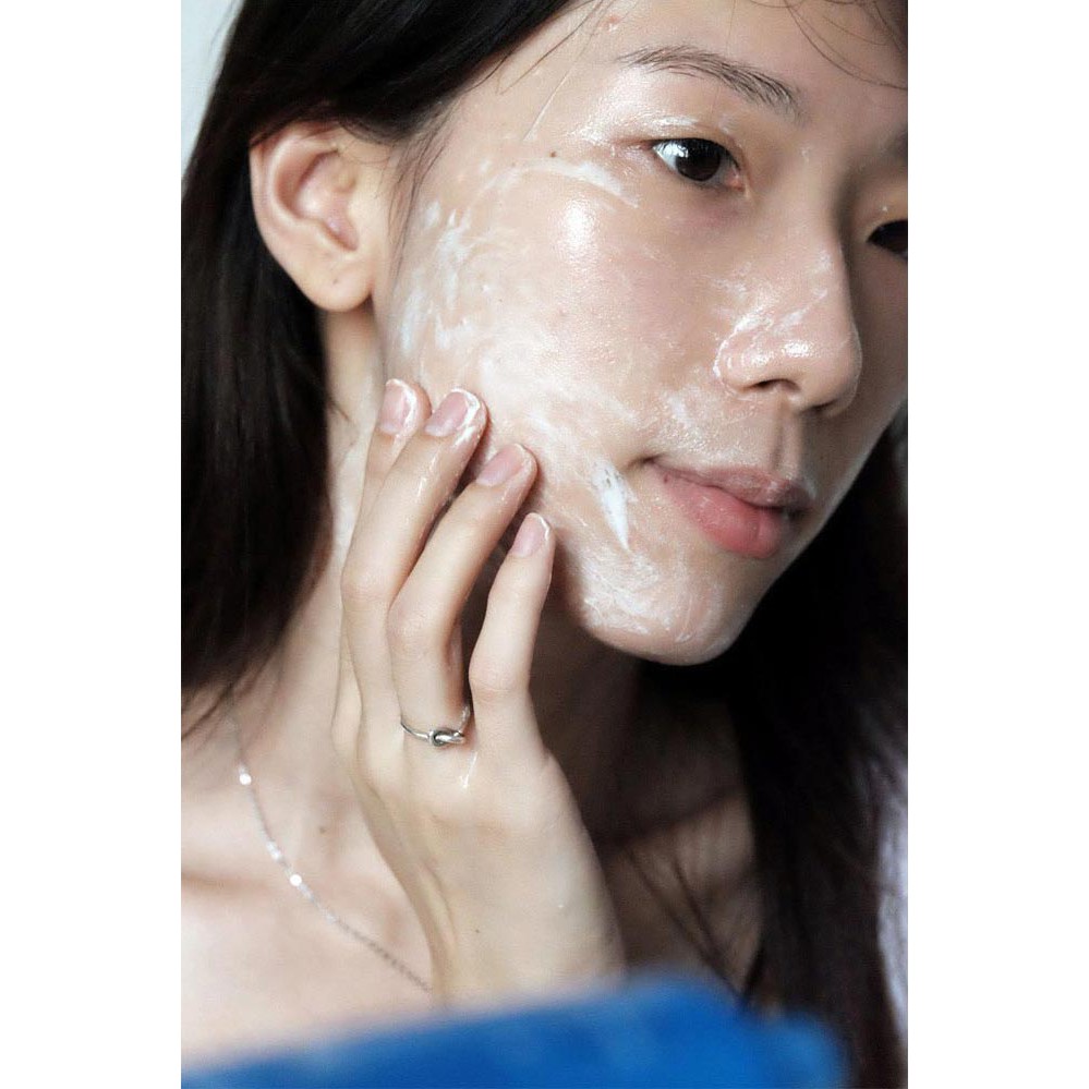 Sữa Rửa Mặt Bio-essence Dưỡng Ẩm Dành Cho Da Dầu Nourishing Foamy Cleanser Royal Jelly + 100g