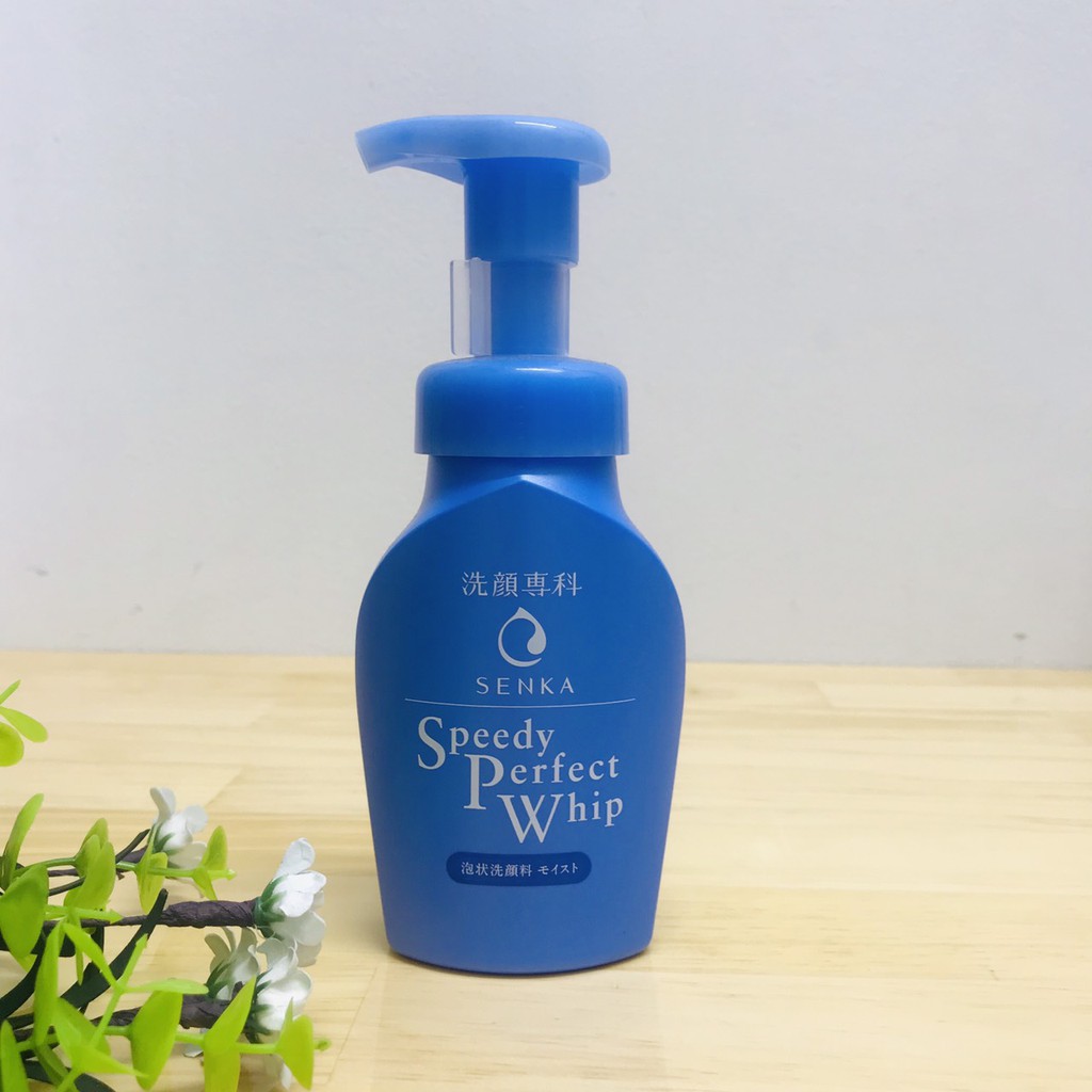 Sữa Rửa Mặt Tự Tạo Bọt Senka Speedy Perfect Whip 150ml