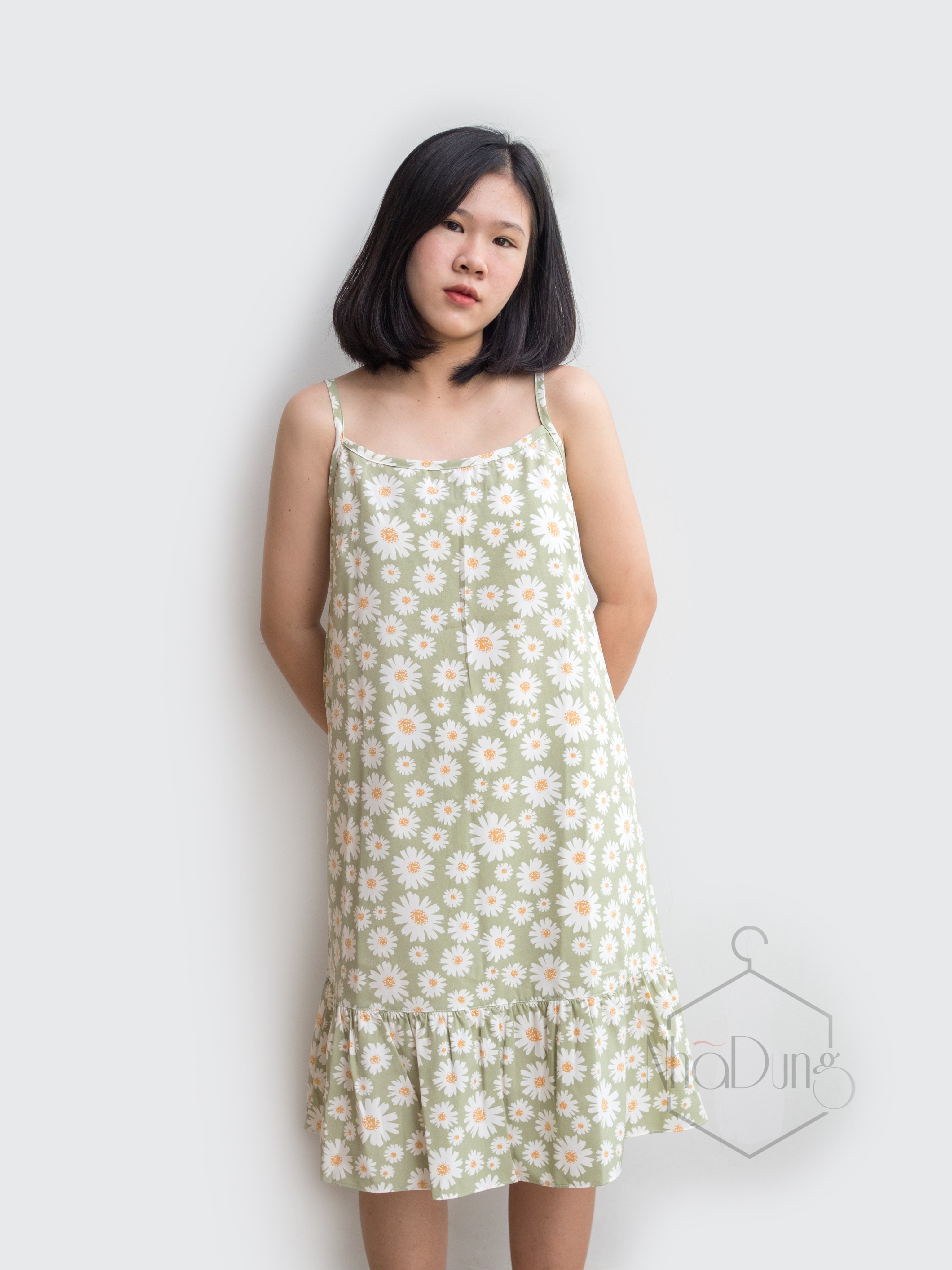 [Mã SMA071008 hoàn 10K xu đơn 0Đ] Váy ngủ 2 dây dễ thương họa tiết cúc họa mi chất vải silk lụa size tử 40-65kg | BigBuy360 - bigbuy360.vn