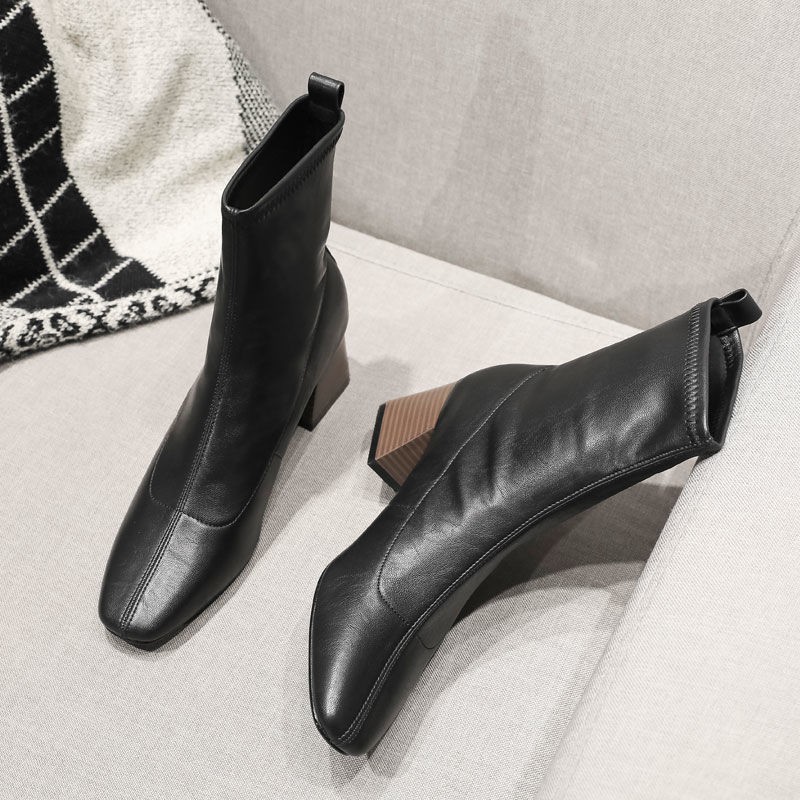 Giày bốt cổ cao thời trang mùa đông dành cho nữ | BigBuy360 - bigbuy360.vn