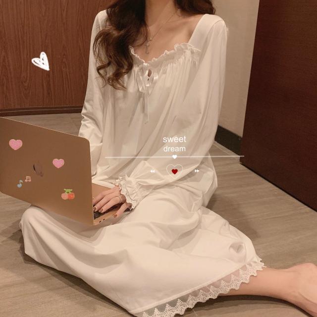 Đầm Ngủ Dài Tay Phối Ren Xinh Xắn Dành Cho Nữ | BigBuy360 - bigbuy360.vn