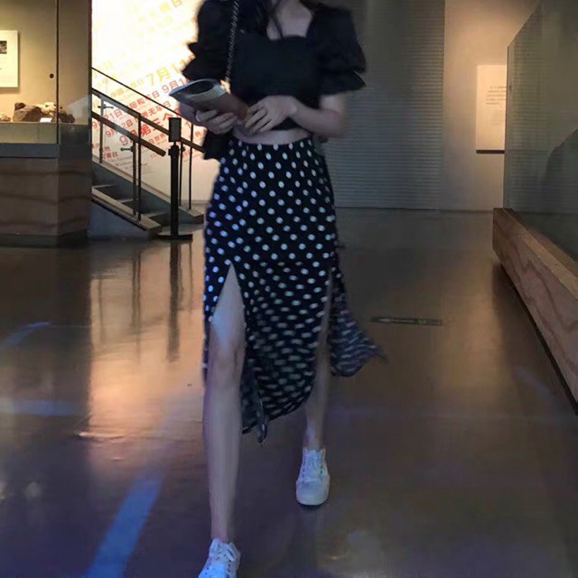 (ORDER) Chân váy chấm bi xẻ tà - Supermall | BigBuy360 - bigbuy360.vn