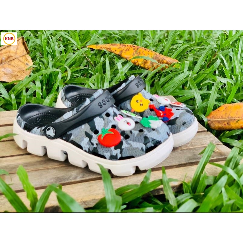 Dép nữ nam, Dép suc Duet Cross Trắng xám CAMO -Freeship + 12 sticker- Dép Quai Ngang nam nữ bít đầu hàn quốc