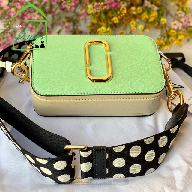 Túi Marc Jacobs Snapshot xanh mint phối dây chấm bi ngọt ngào yêu kiều