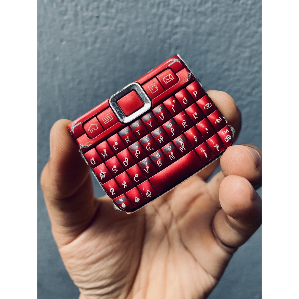 Bàn phím zin cũ thay thế cho Nokia E71 - Hàng bóc máy zin chuẩn.