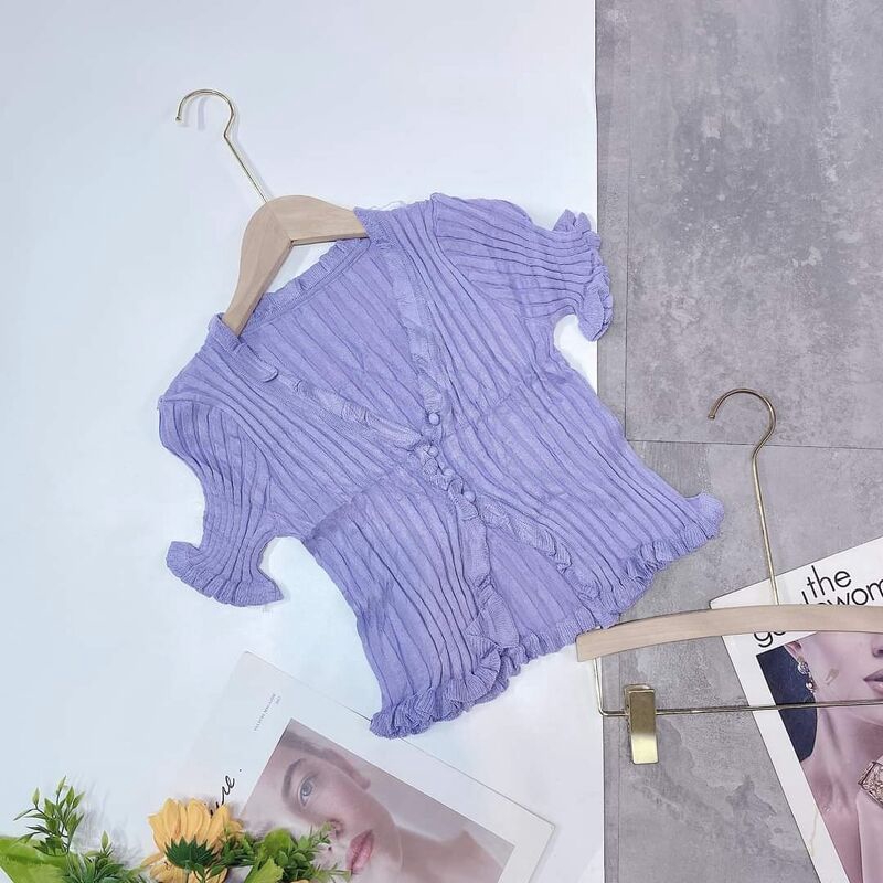 Áo cổ v khuy bèo croptop nhiều màu sắc | BigBuy360 - bigbuy360.vn