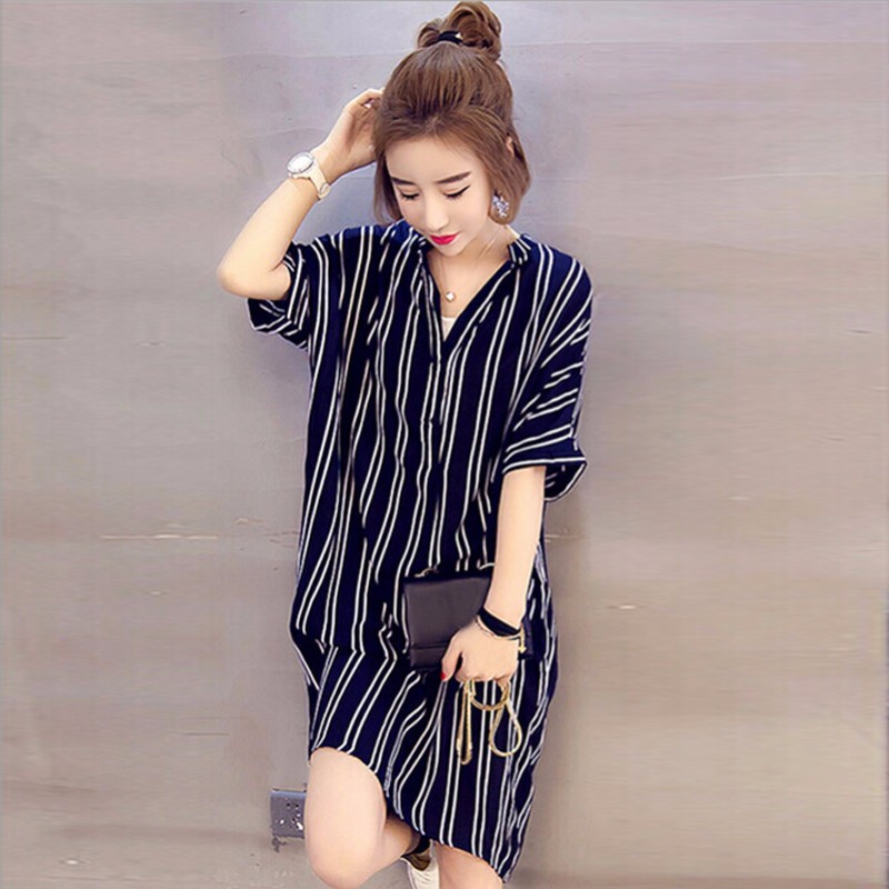 Đầm nữ ngắn tay cổ tròn sọc vằn thời trang | BigBuy360 - bigbuy360.vn