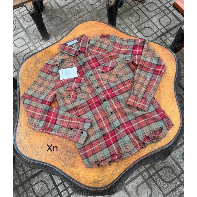 Sơ Mi Nam Nữ Kẻ Sọc Xanh Đỏ Thêu 2 Túi Ngực Cao Cấp