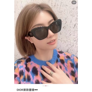 kính đì o mắt vếch sang chảnh