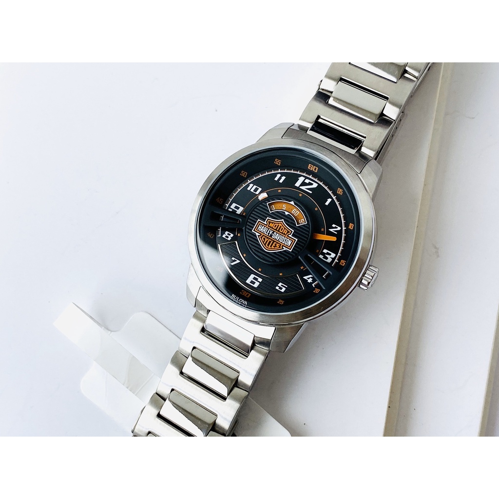 Đồng hồ nam BULOVA HARLEY-DAVIDSON MEN'S WATCH thiết kế thanh lịch.