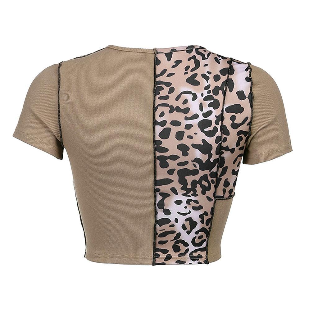 Áo croptop tay ngắn phối họa tiết da báo cá tính cho nữ
