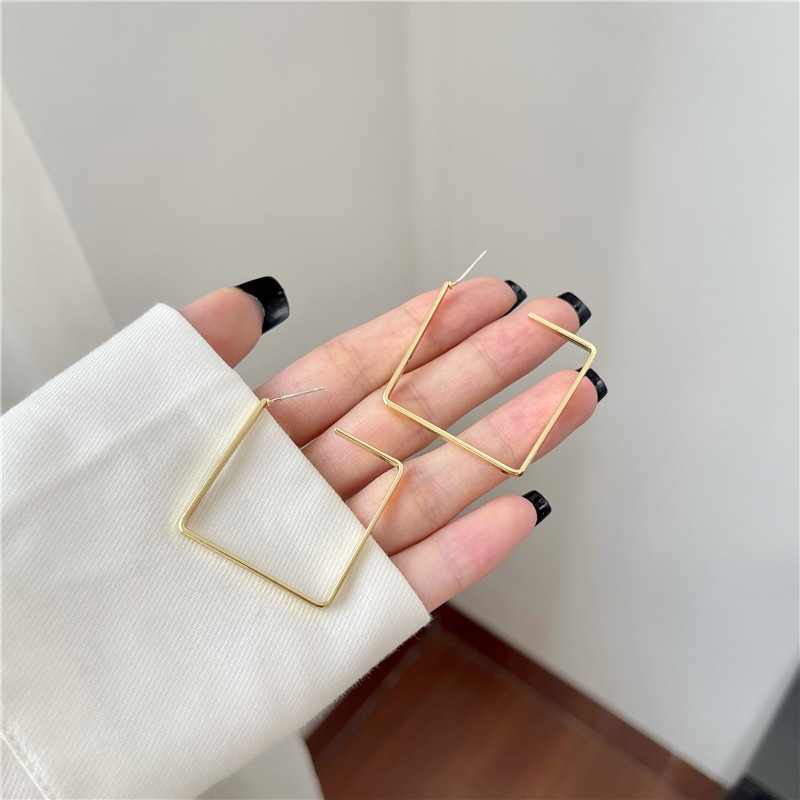 [JUNG/Jung Accessories] Bông tai/Hoa tai hợp kim hình vuông to phong cách Hàn Quốc