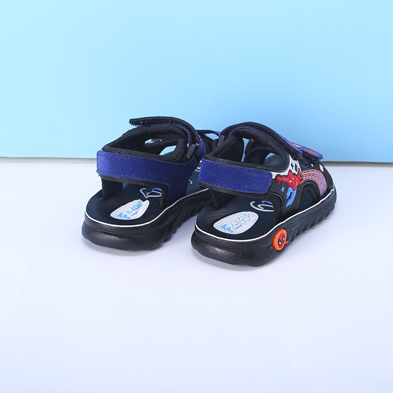 sandal bé trai size 21-31 siêu nhân nhện NEW