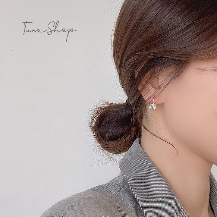 Khuyên tai gắn đá vuông/ Bông tai Bạc cao cấp _ 𝐂𝐚𝐦 𝐤𝐞̂́𝐭 𝐜𝐡𝐮𝐚̂̉𝐧 𝐁𝐚̣𝐜 _ TUNA SILVER