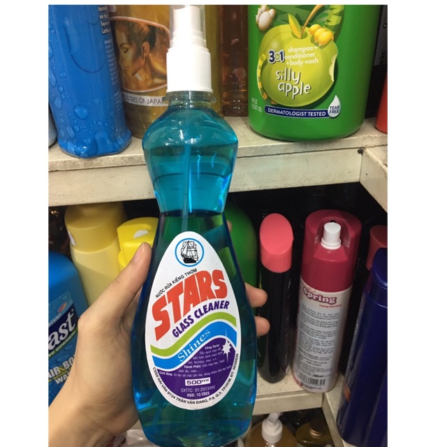 Nước rửa kính thơm Star Việt Nam 500ml