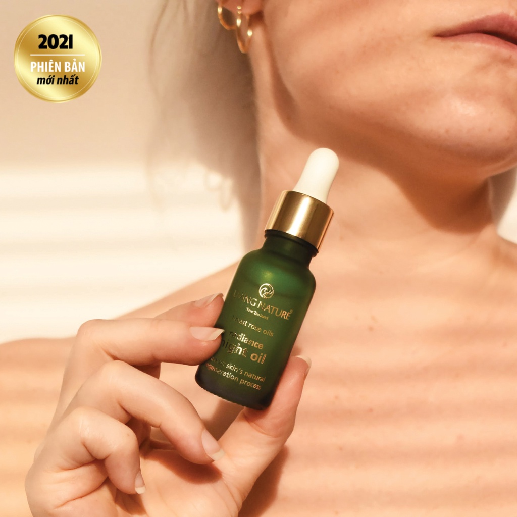 Dưỡng chất trắng da Living Nature Radiance Night Oil 18ml hiệu quả sau 2 tuần sử dụng