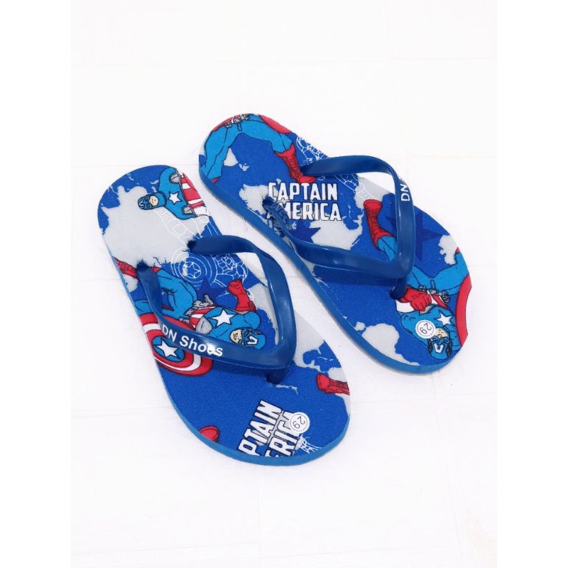 Giày Sandal Đế Bằng Họa Tiết Captain America Thiết Kế Mới Năng Động Thời Trang