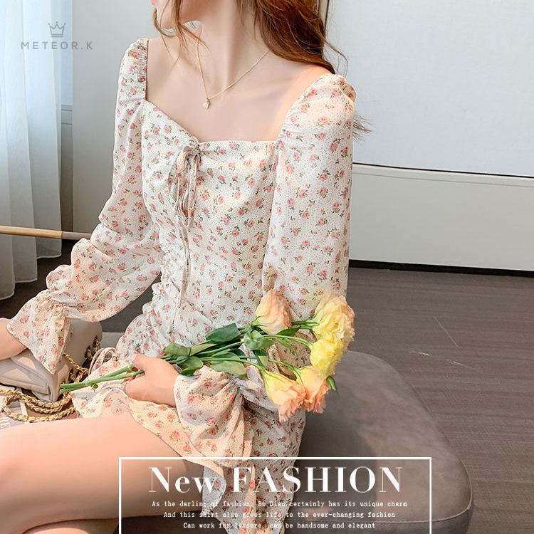 Đầm tay dài họa tiết hoa xinh xắn dành cho nữ | BigBuy360 - bigbuy360.vn