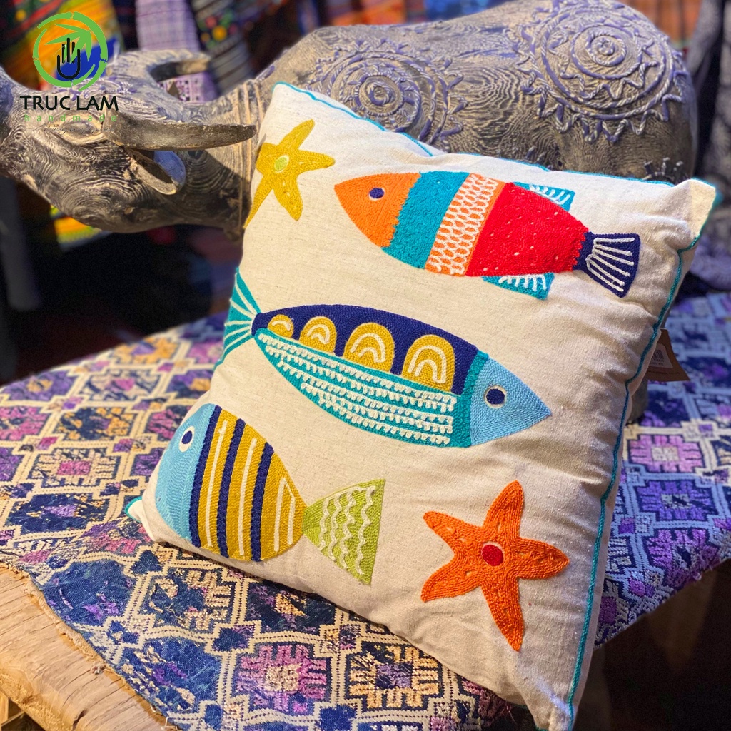Gối/Vỏ Gối Vuông Tựa Lưng Sofa(45x45) Trang Trí Phòng Vải Linen Thêu Thủ Công Hình Con Cá Và Sao Biển- Trúc Lâm Handmade
