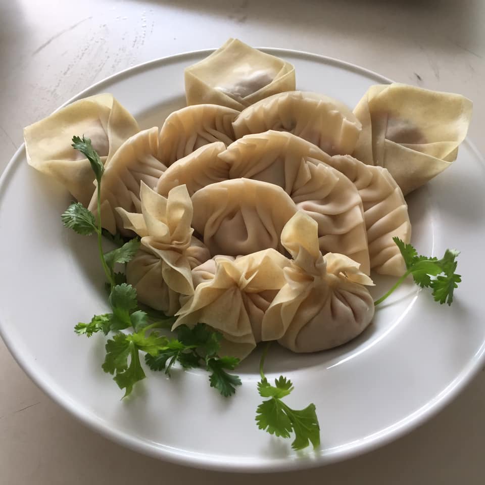 Vỏ hoành thánh/ Wonton Skin Singapore Happy Belly 300gr size 11*11cm hoành thánh đông lạnh