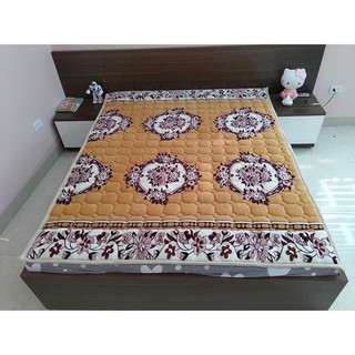 Thảm trải giường