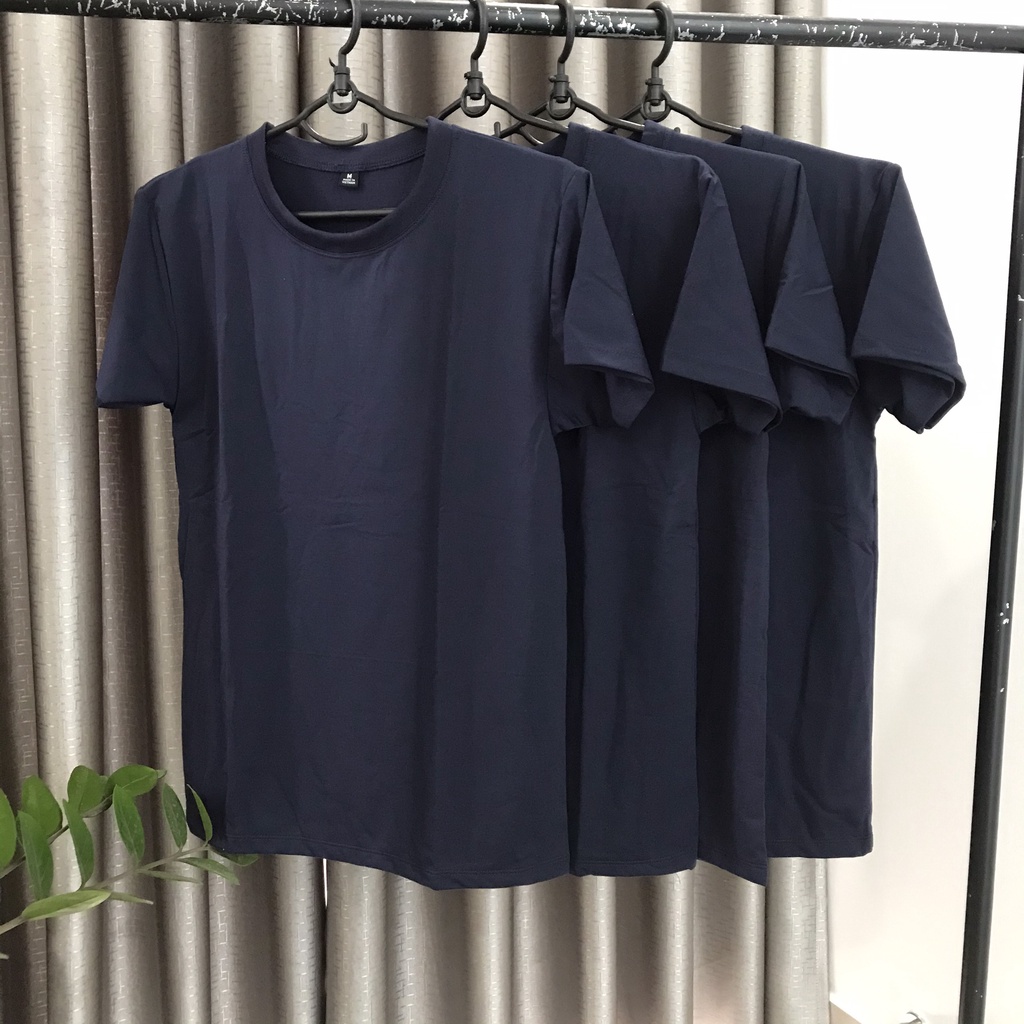Áo Thun Trơn Màu Xanh Đen Ảnh Chụp Thật Ngắn Tay Cổ Tròn Form Vừa Unisex Dùng Chung Cho Nam Và Nữ