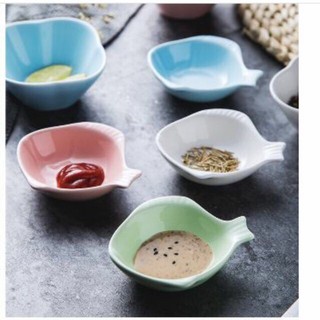 Bát sứ ăn dặm mini hình cá cơm - 40ml