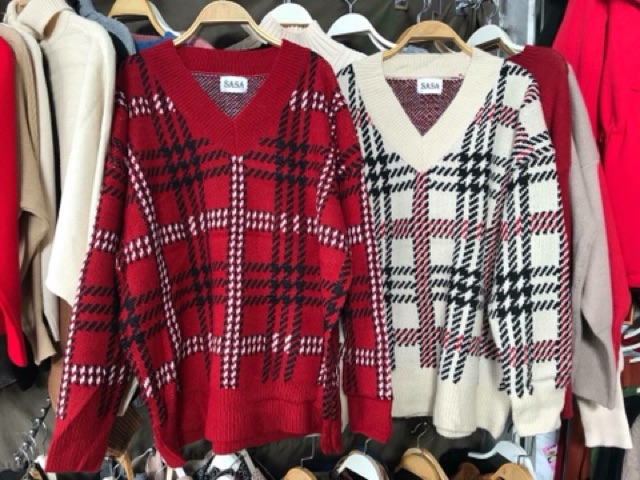 Áo len caro kẻ basic