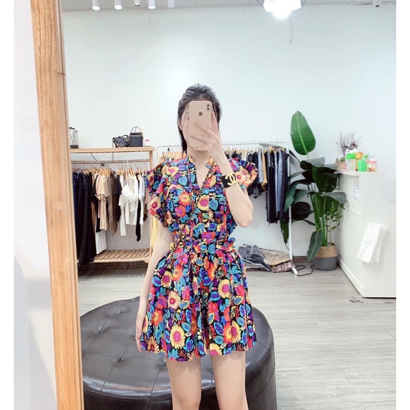 váy jum hoa cổ xẻ siêu xinh | BigBuy360 - bigbuy360.vn