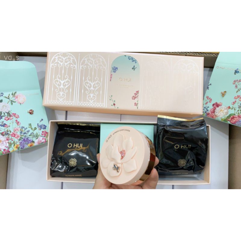 Phấn nước Ohui Moisture Ultimate