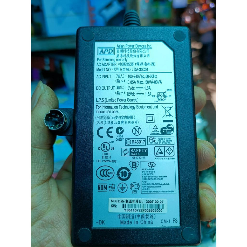 XỊN CŨ  Adapter nguồn ra 2 dòng 5V 1.5A 12V 1.5A Model No DA-30C01 5 pin