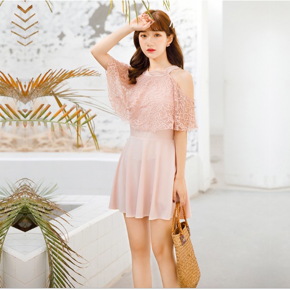 CÓ SẴN bikini  áo tắm nữ dáng váy yếm ren đẹp | BigBuy360 - bigbuy360.vn