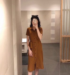 Váy xuông thắt eo